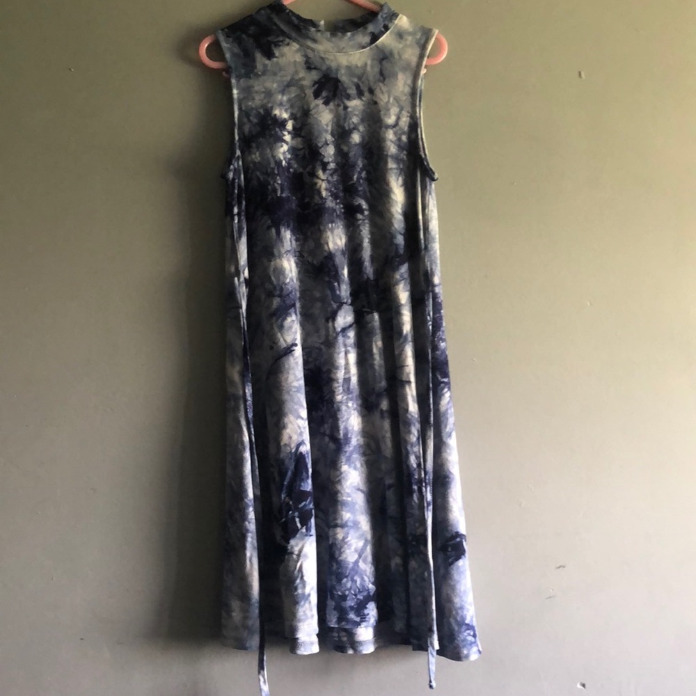 Kids dress marble